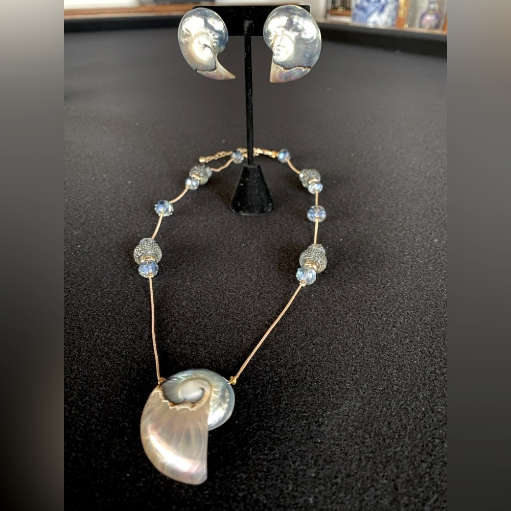 Mother-of-pearl seashell & crystal-bead necklace & matching post earrings